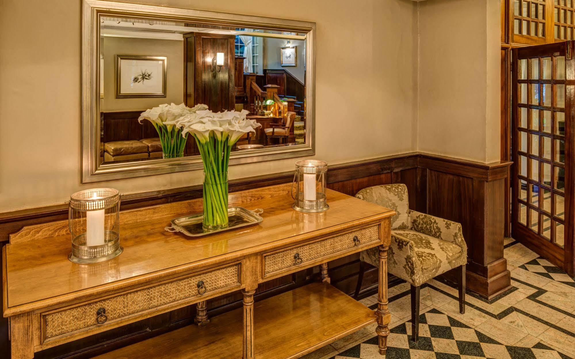 Southern Sun Mayfair Nairobi Extérieur photo
