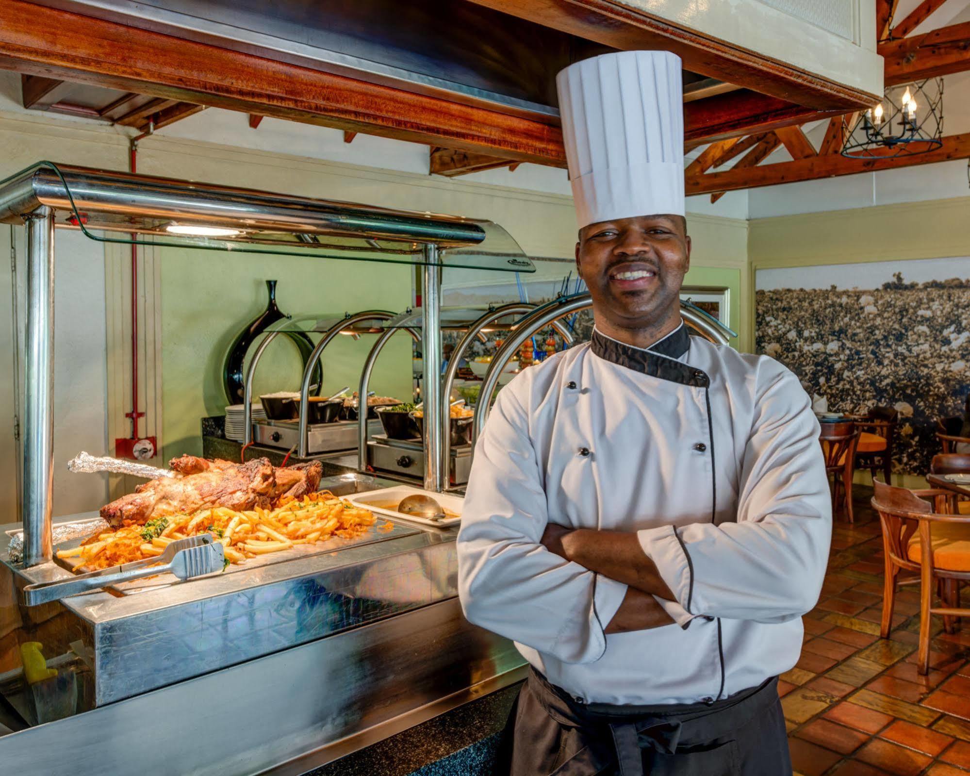 Southern Sun Mayfair Nairobi Extérieur photo
