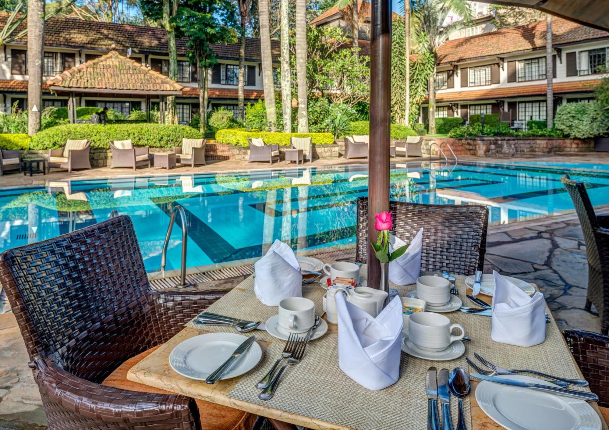 Southern Sun Mayfair Nairobi Extérieur photo