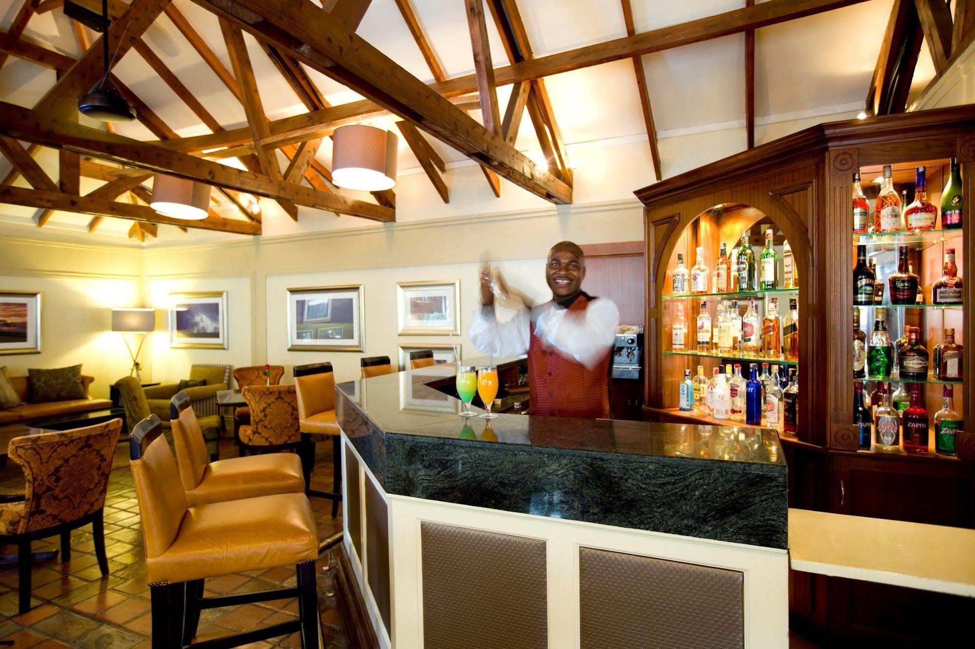 Southern Sun Mayfair Nairobi Extérieur photo
